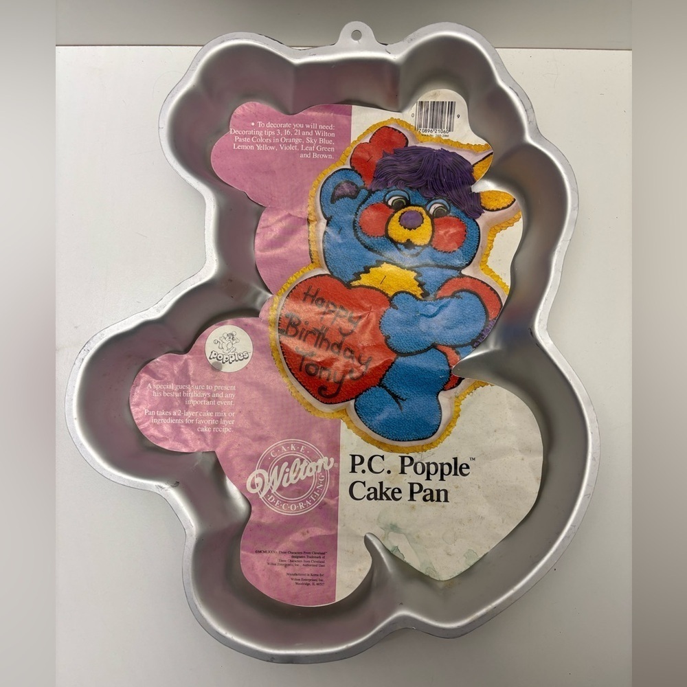 Wilton 1985 P.C. Popple aluminum cake pan